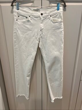 Principle White Slim Fit Jeans raw hem and slight flare sz 30/25 cute